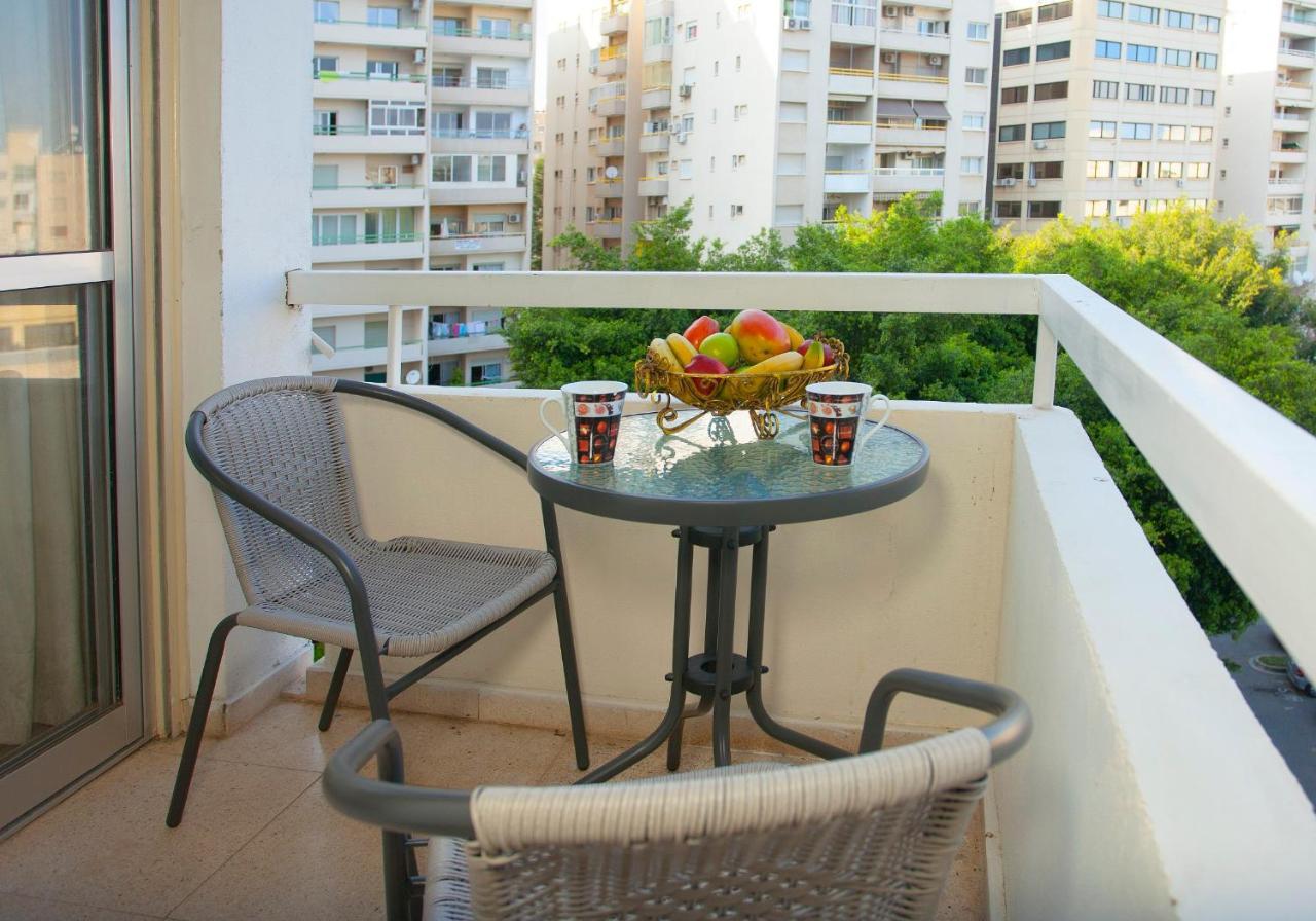 Poseidon Boutique Apartment 2 Limasol Buitenkant foto