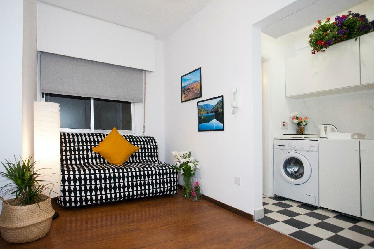 Poseidon Boutique Apartment 2 Limasol Buitenkant foto